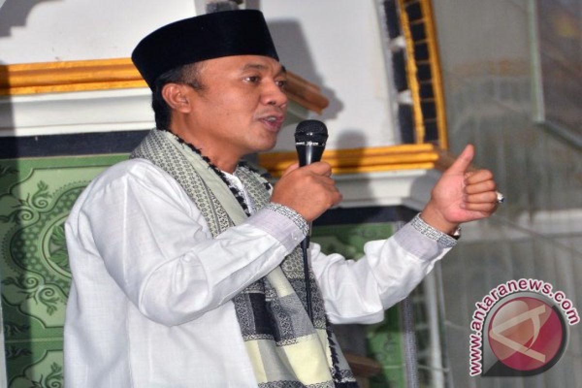 Bupati Lombok Barat Ingatkan Cegah Putus Sekolah 