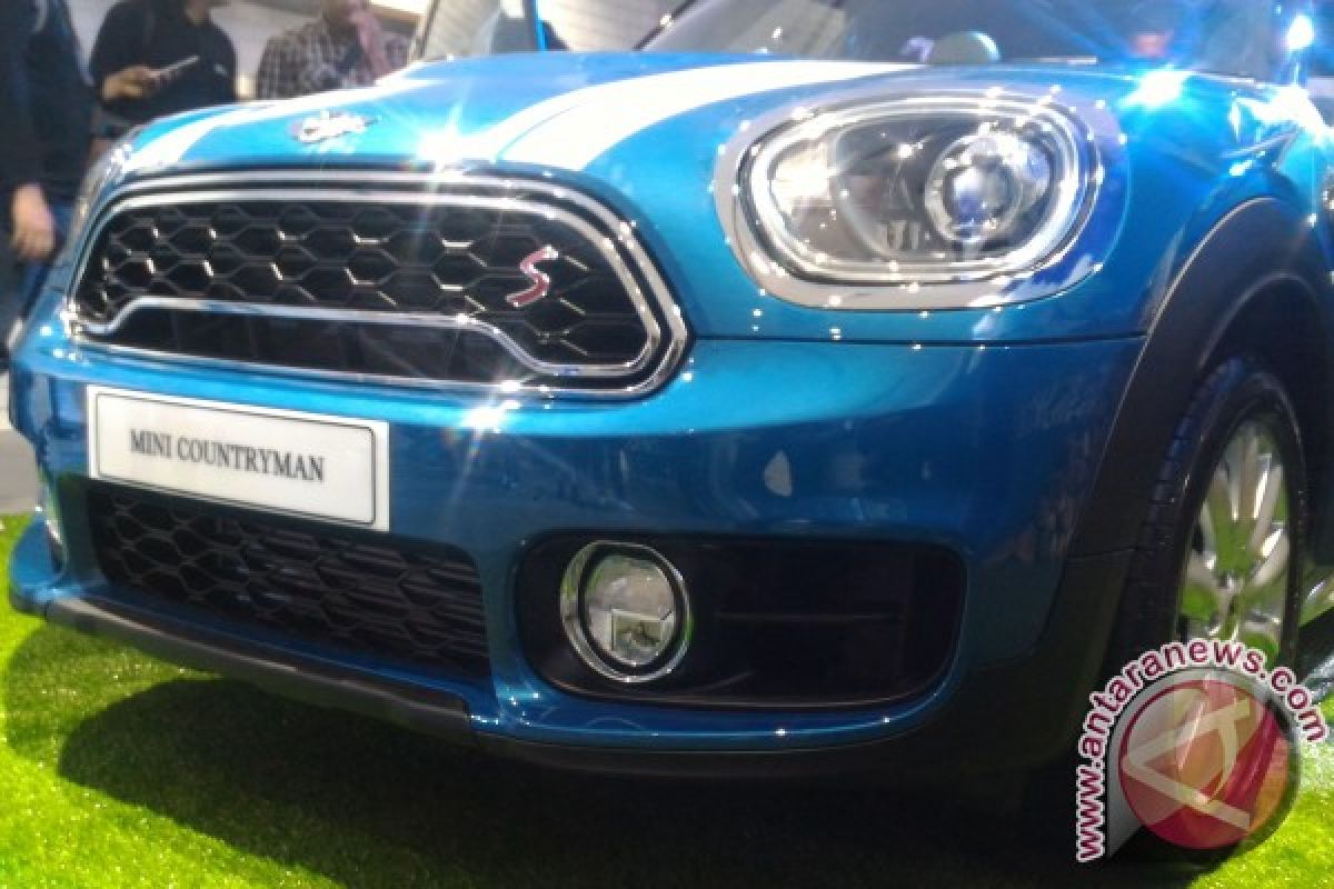 BMW tunjuk bos desain baru untuk MINI