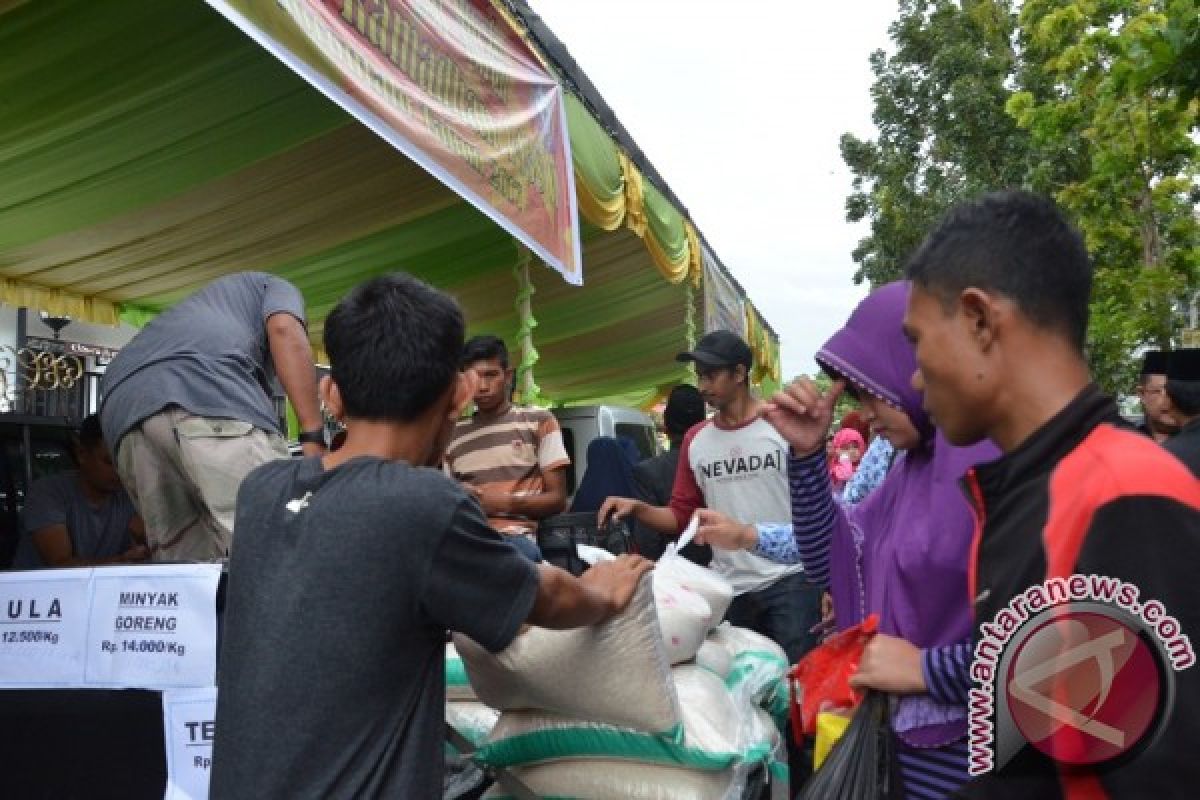 Stok sembako Gorontalo cukup