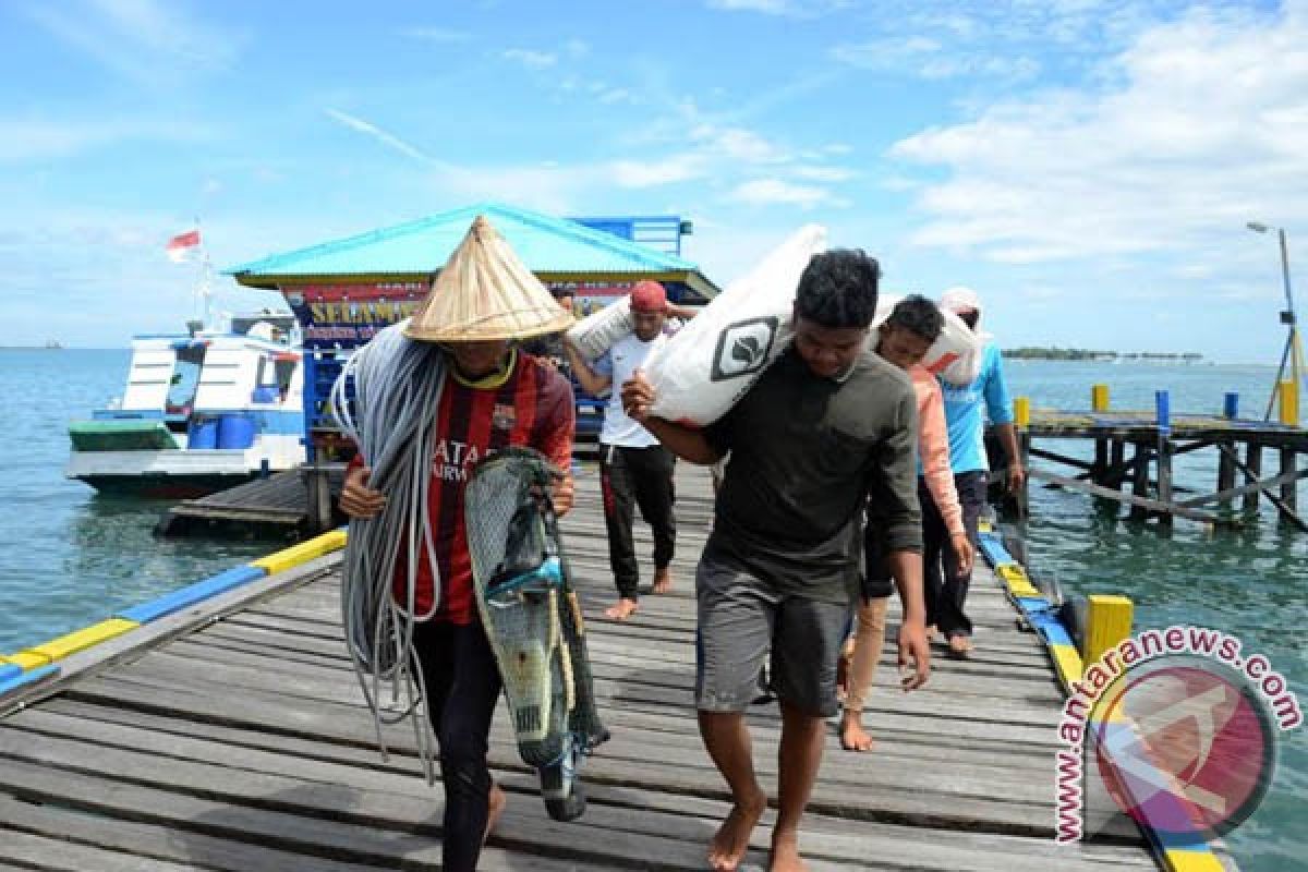 Ditpolair Polda Sulsel Amankan Bahan Peledak Nelayan 