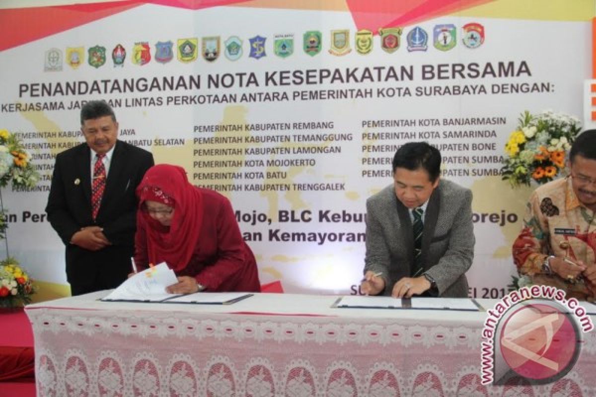 Surabaya, Banjarmasin sign agreement