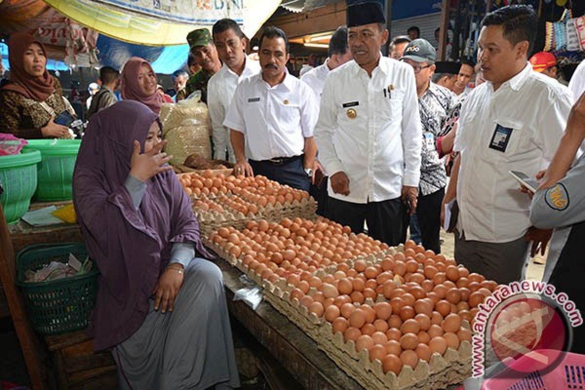 Pelemahan rupiah tidak pengaruhi harga pangan di palu