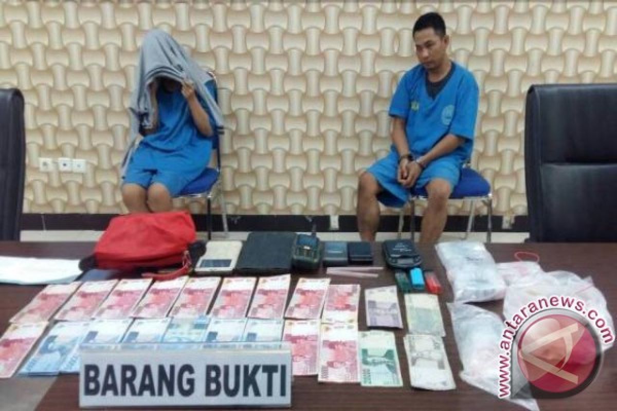 Jadi bandar Narkotika, Pasutri ini Ditangkap BNNP Sulteng