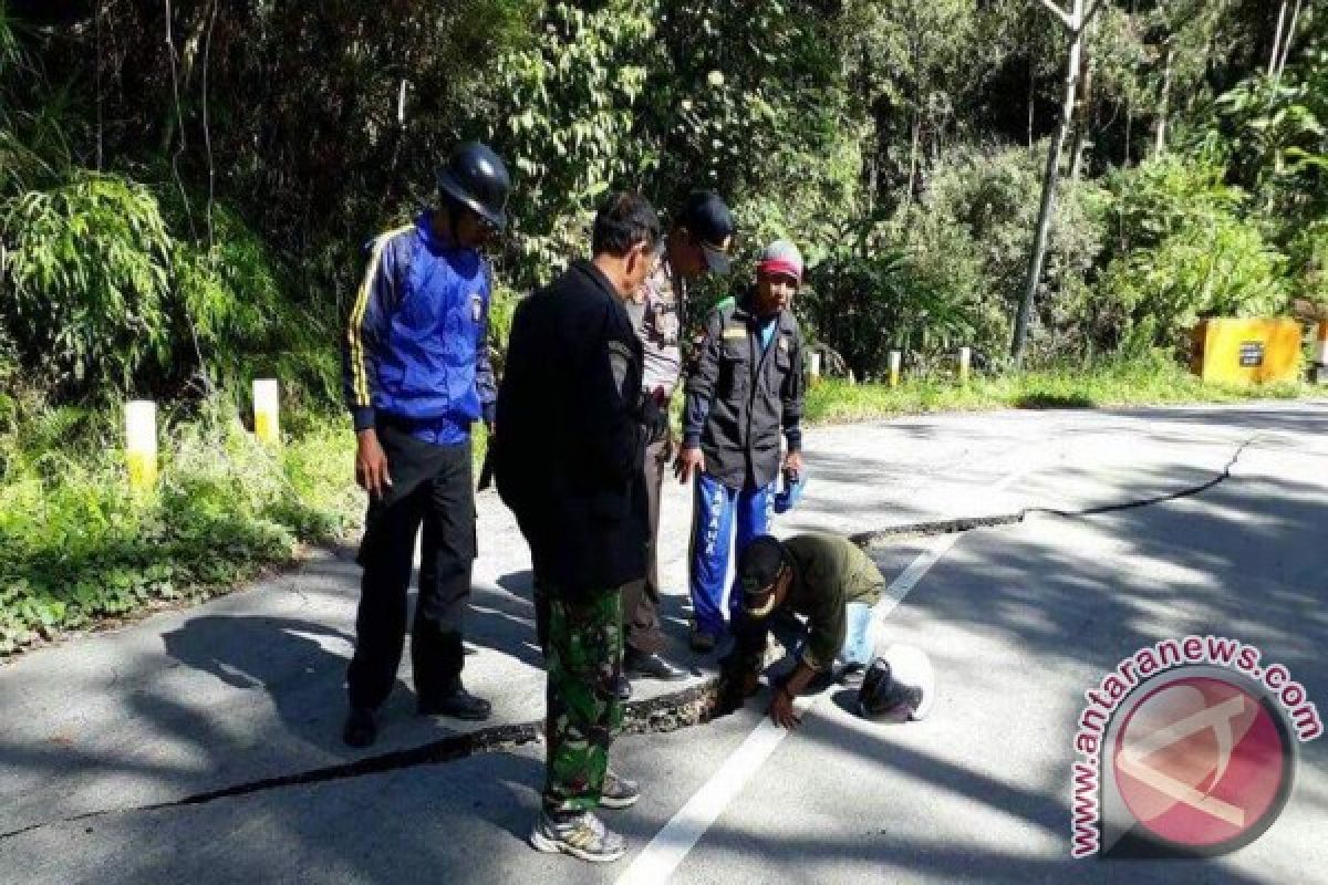 Warga Ampana: 'ama, pe kancang ini gempa tadi lea'