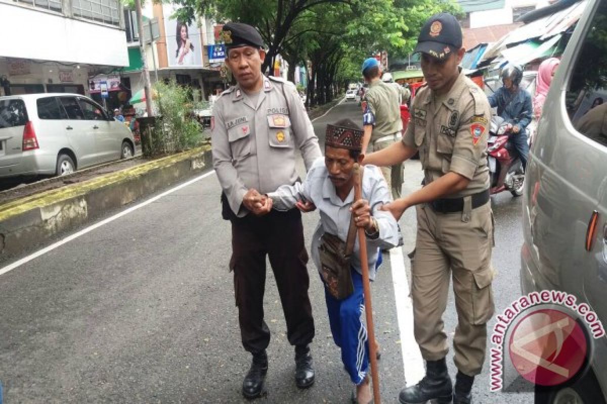 Pengawasan Perda di Ambon terkendala PPNS
