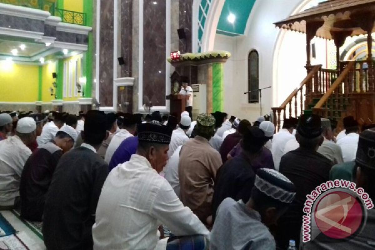 Gubernur Sultra Lakukan Safari Ramadhan Di Kolaka