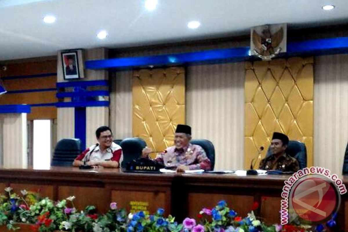 Mahasiswa Unhas KKN Profesi Kesehatan Di Bulukumba