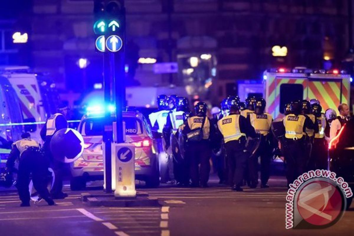 Pelaku Penyerangan di London Pakai Rompi Bom Palsu