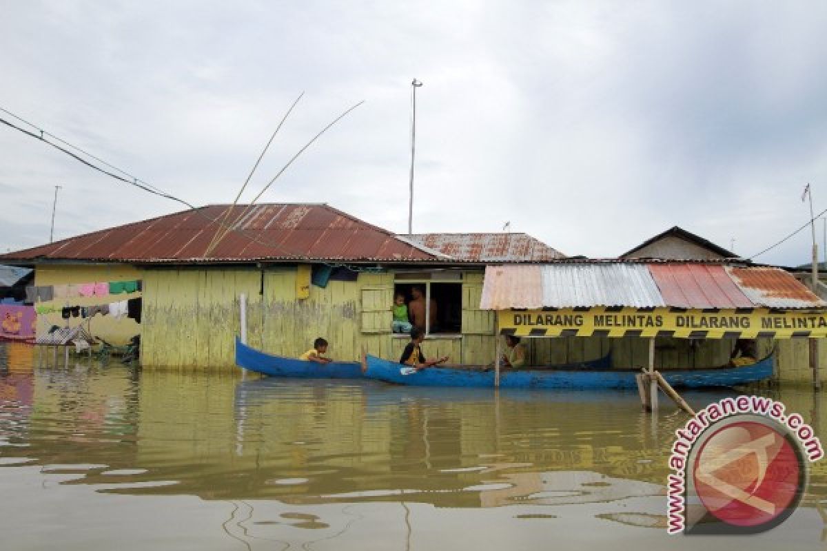 Korban Banjir Kabupaten Gorontalo Rawan Terkena Penyakit 