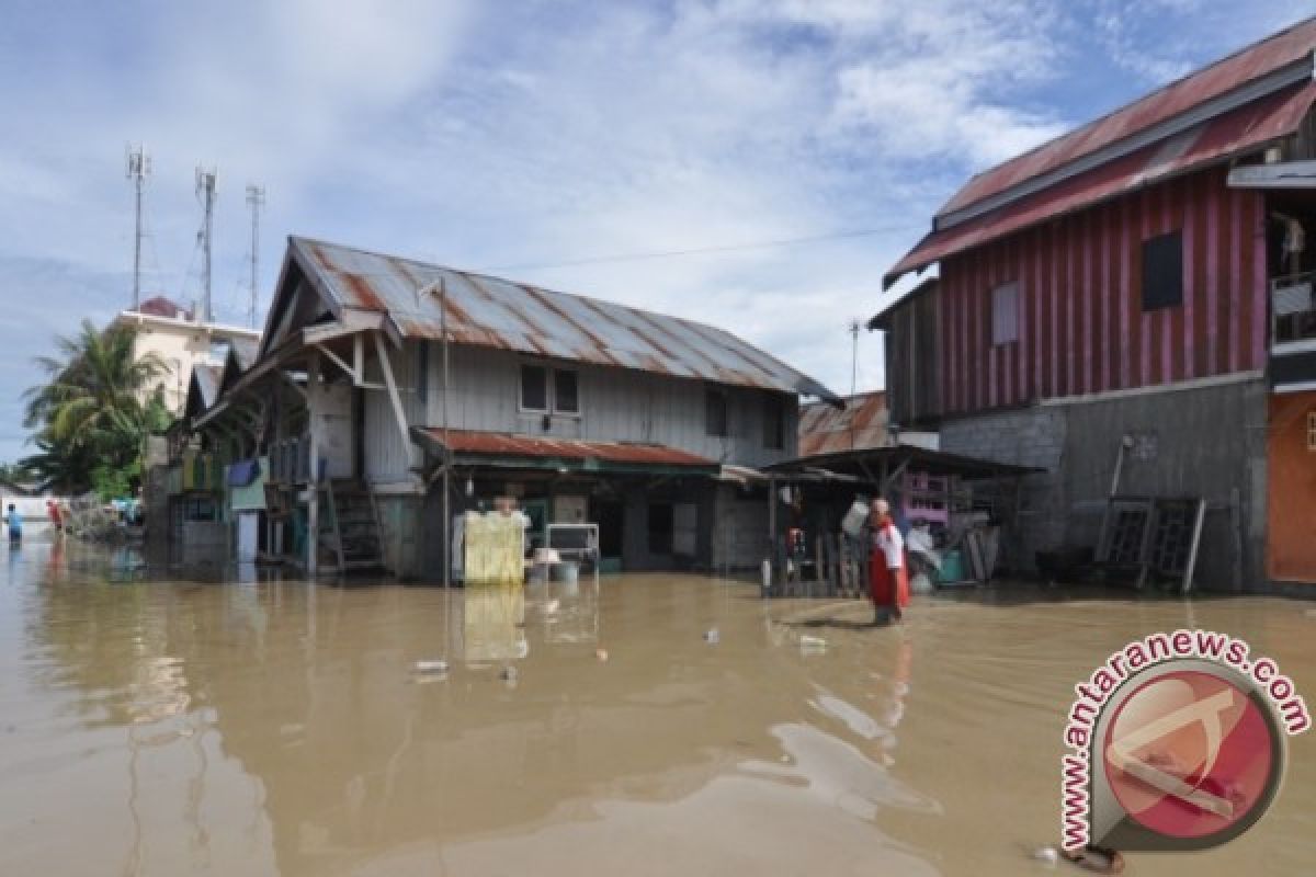 BANJIR DI UJUNA PALU