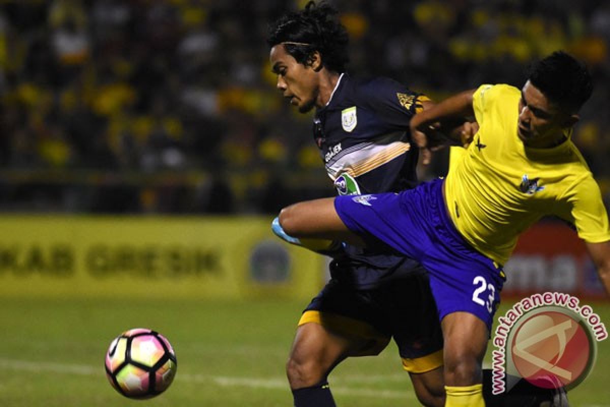 Persela taklukkan Persegres GU 2-0