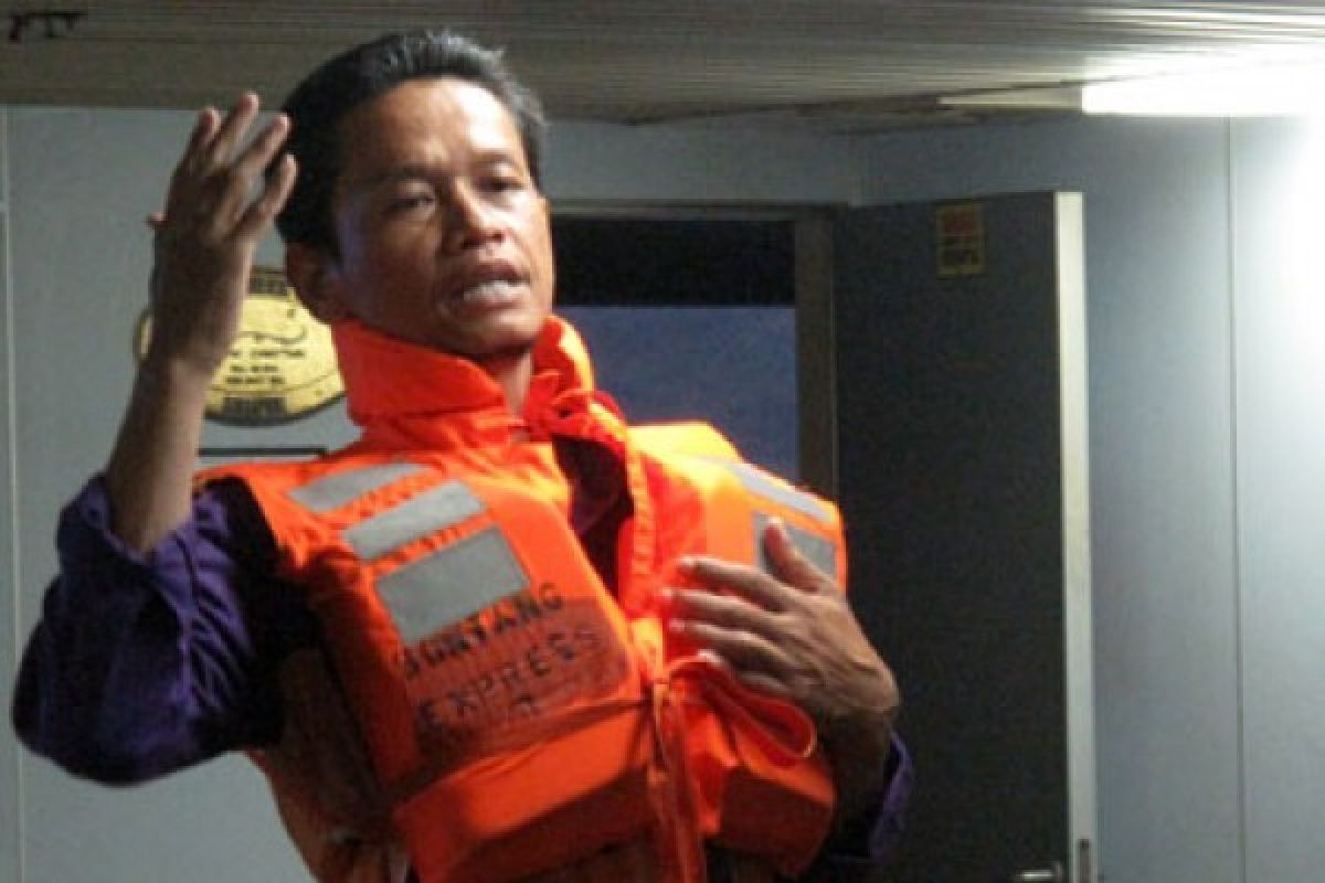 Antisipasi Kecelakaan, Nelayan Diimbau Gunakan Jaket Pelampung