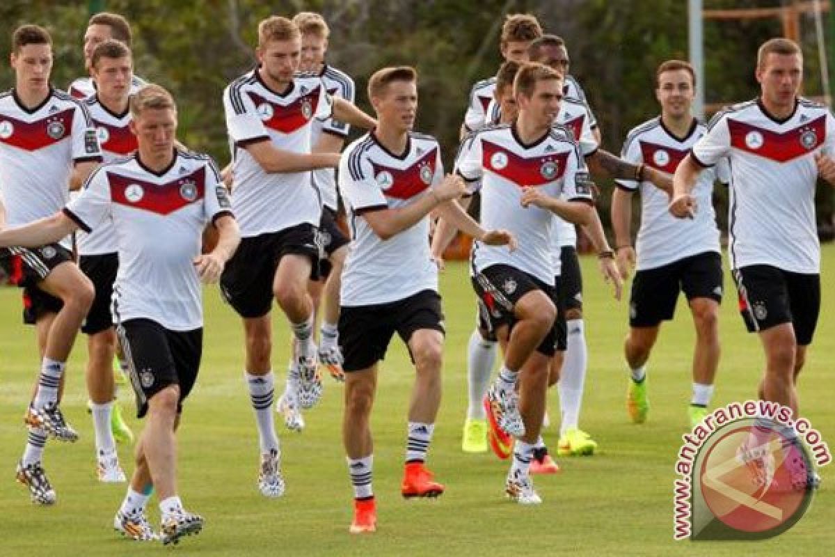 Jerman bermain imbang 1-1 dengan Denmark