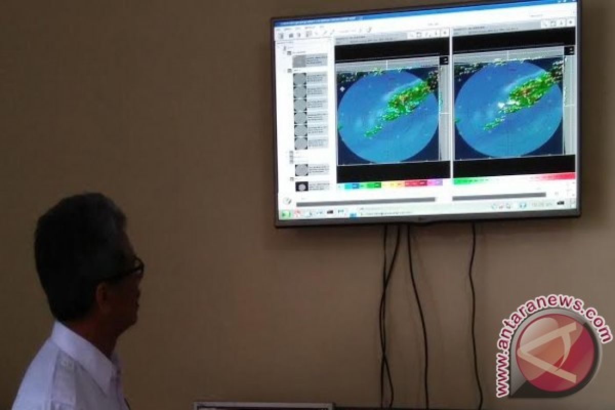 NTT Terkena Dampak Angin Munson Timur 