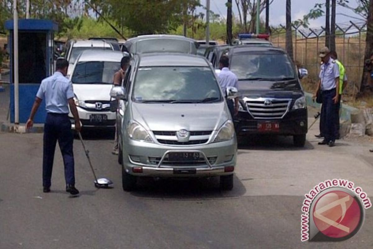 Polisi ringkus pengancam bom Korem Wirasakti