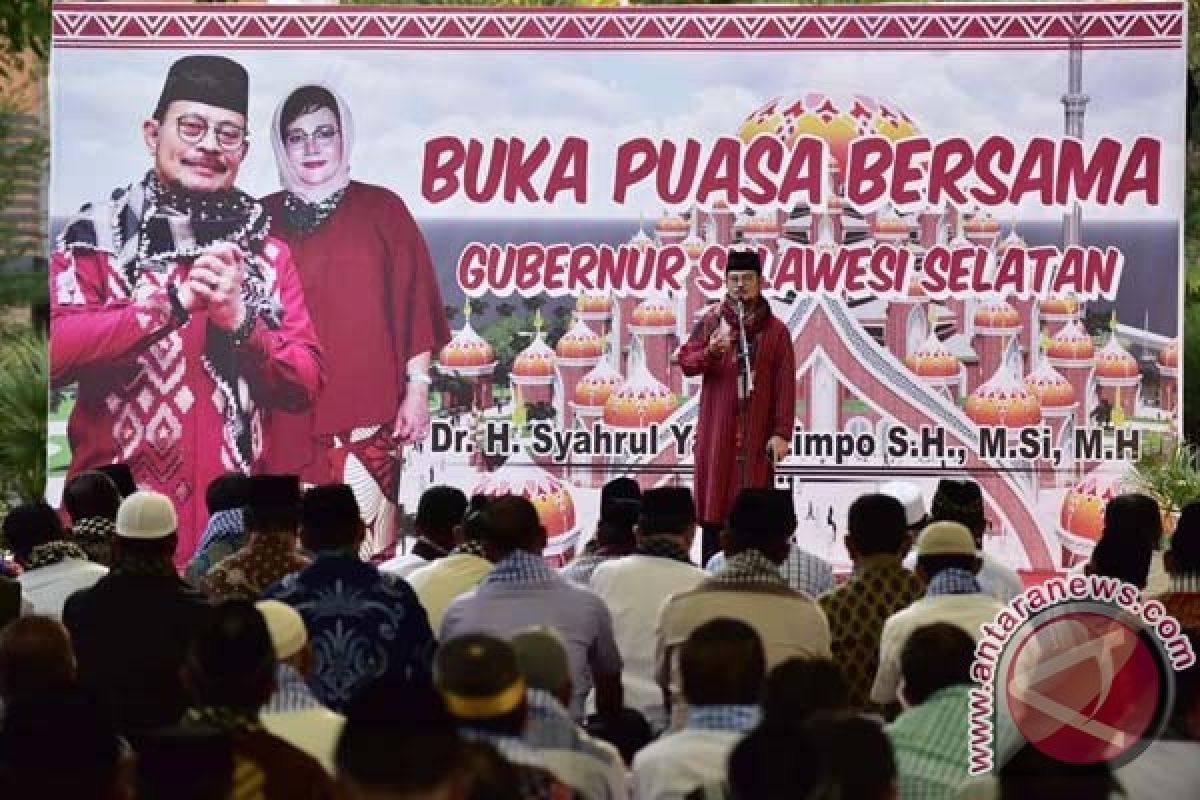 Gubernur Buka Puasa Bersama Kepala Sekolah 