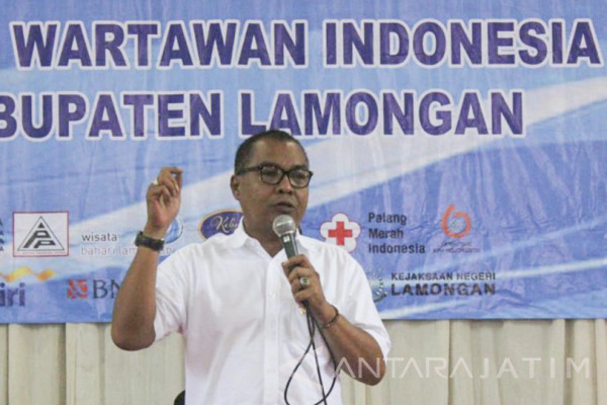 Sepuluh Wartawan Jatim Lulus Tes S-2 Unair