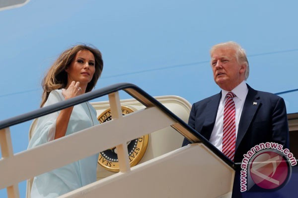 Trump ulang tahun, Melania siapkan sesuatu 