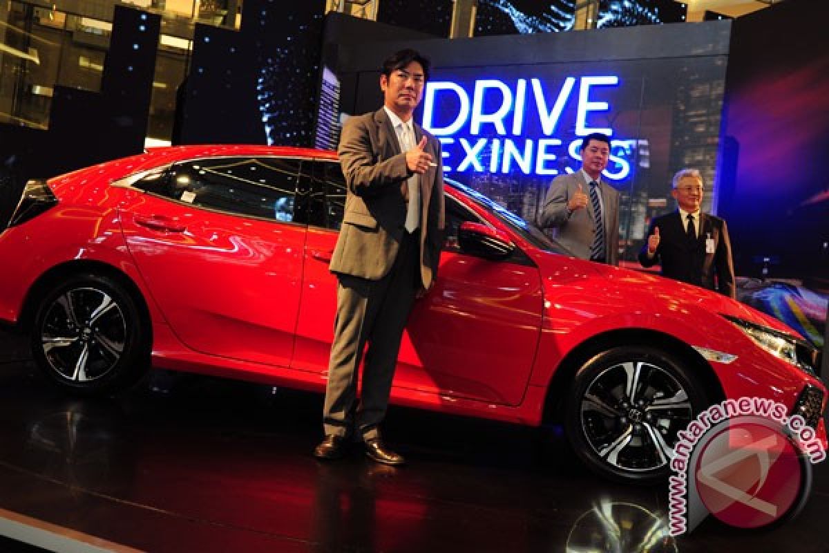 Luncurkan Civic Hatchback, Honda goda pengguna Jazz