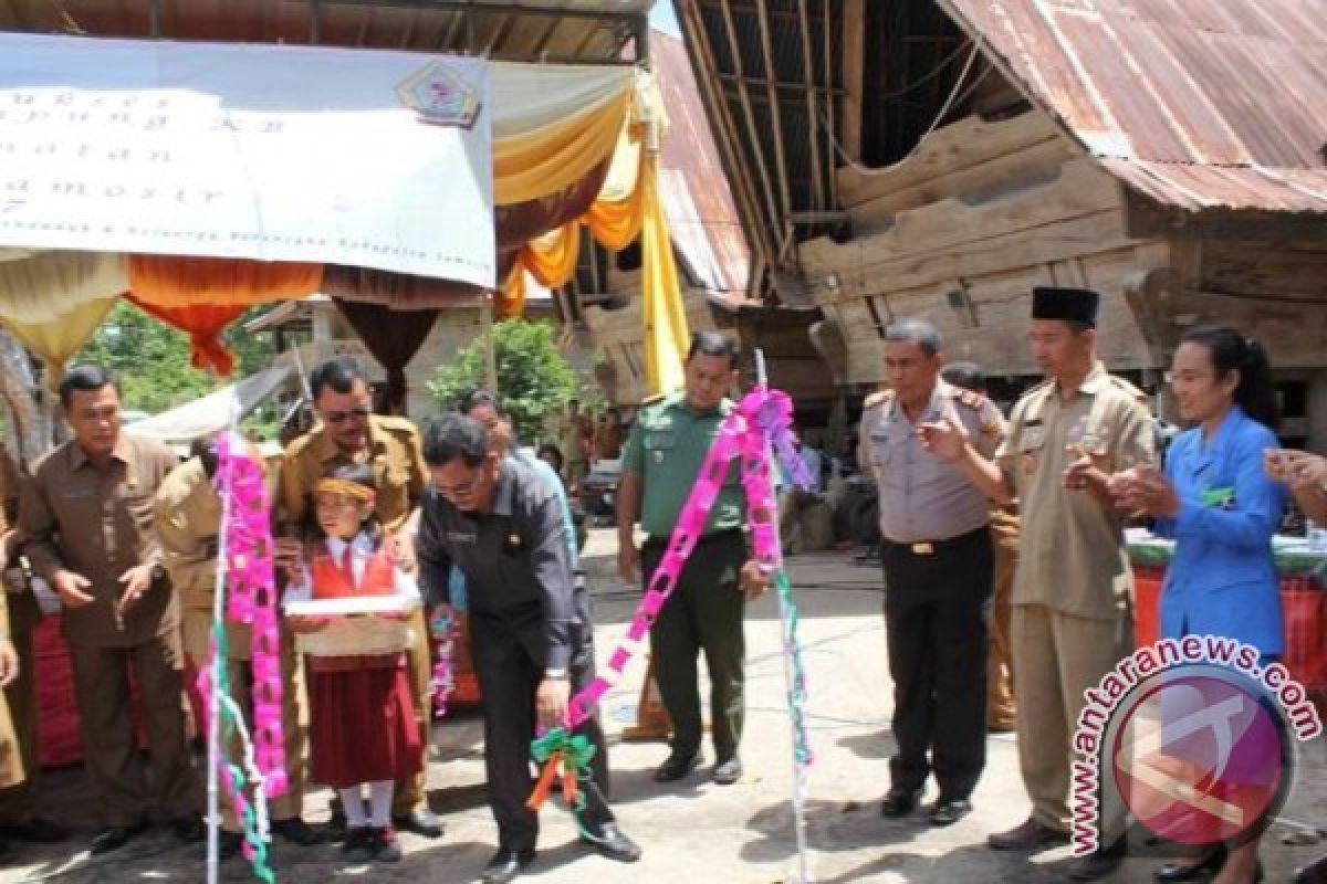 Desa Huta Gurgur Sianjur Kampung KB Samosir