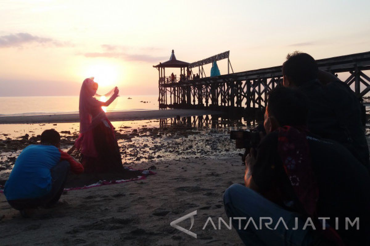 Pemkab Situbondo Gandeng Komunitas Fotografi Promosikan Pariwisata (Video)