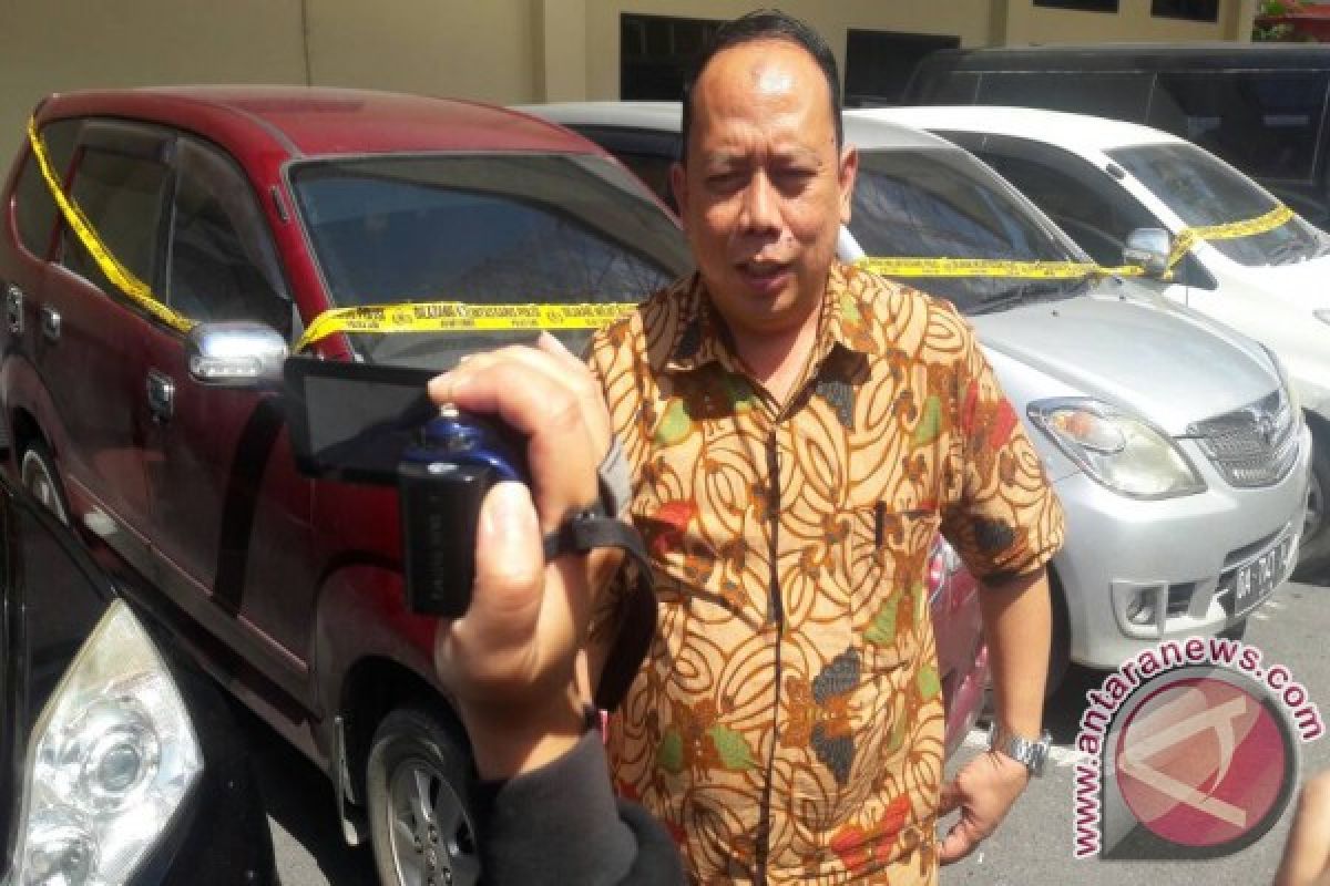 Polda Kalsel Tangkap Penjual Mobil Bodong