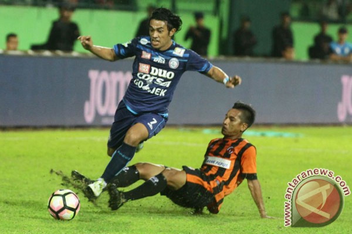 Arema kehilangan enam pilar ladeni Perseru Serui