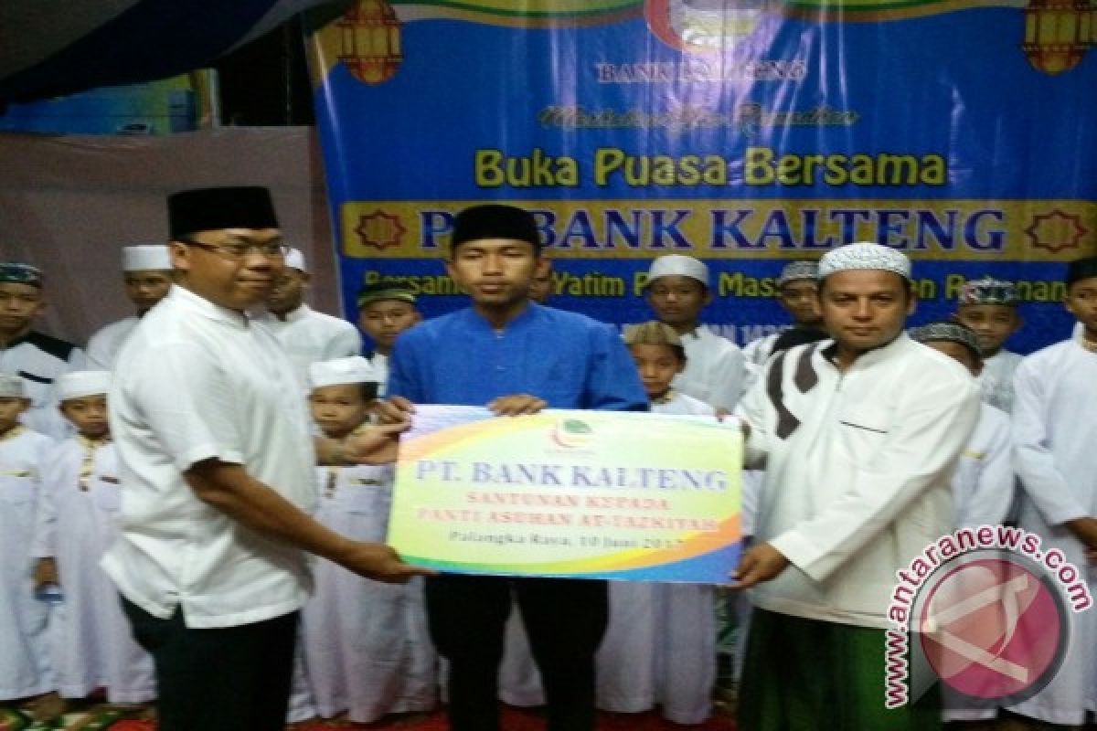 Bank Kalteng Berbagi Berkat Bersama Anak Yatim