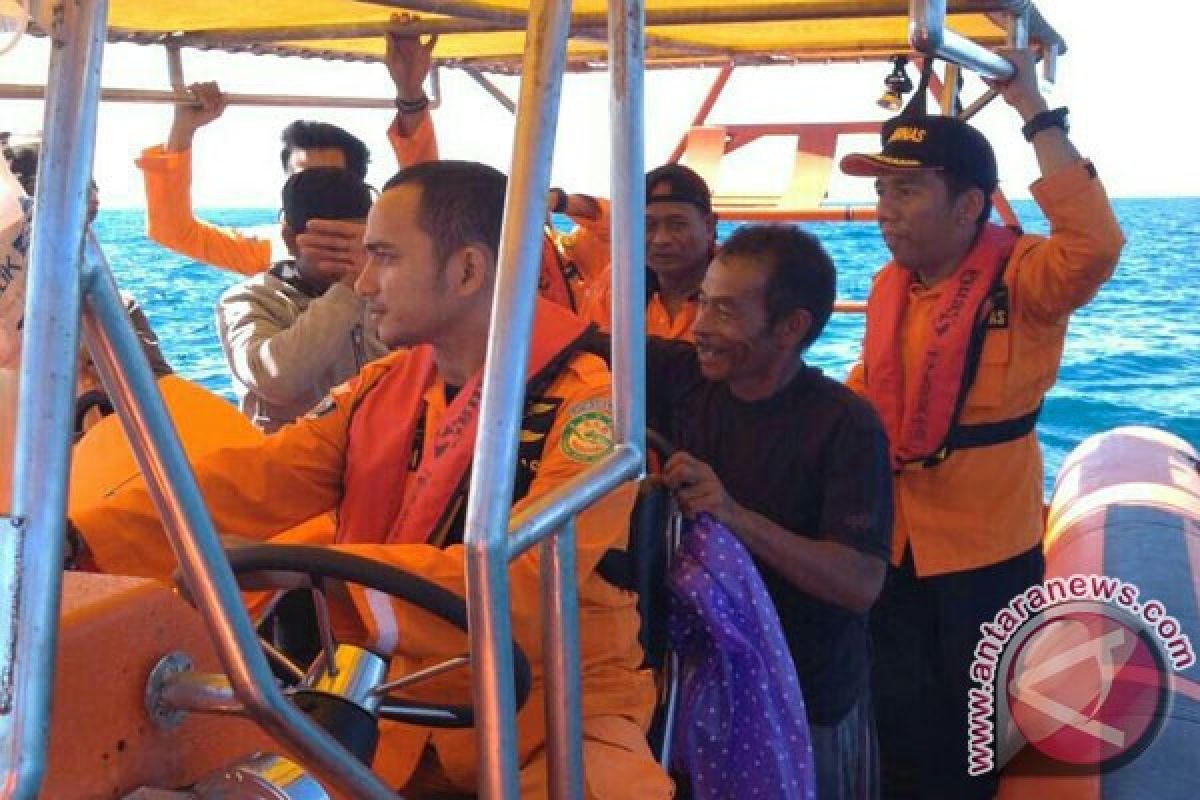 Nelayan Aceh Barat hilang jatuh ke laut