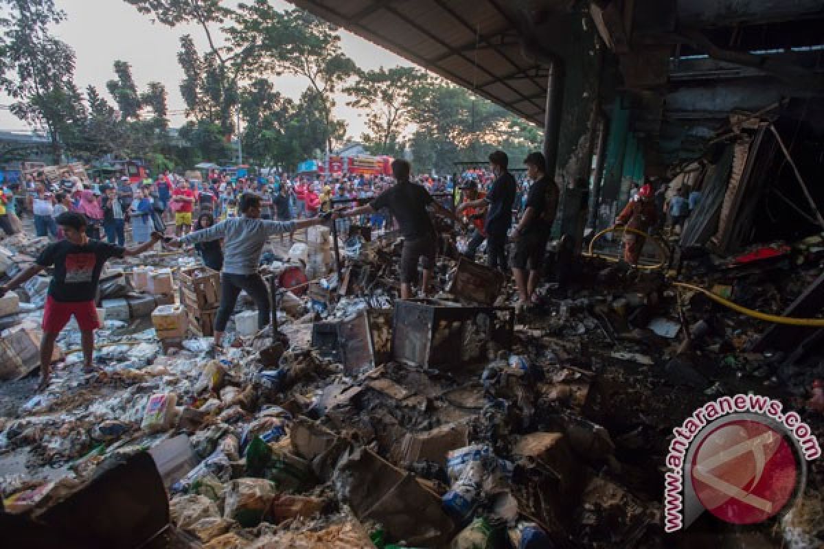 Pemprov DKI segera dirikan tempat penampungan pedagang Kramat Jati