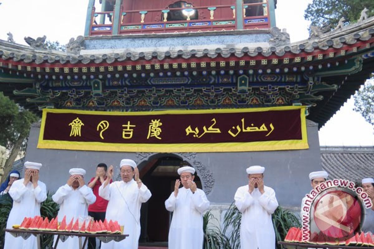 China secara resmi berlebaran pada Sabtu