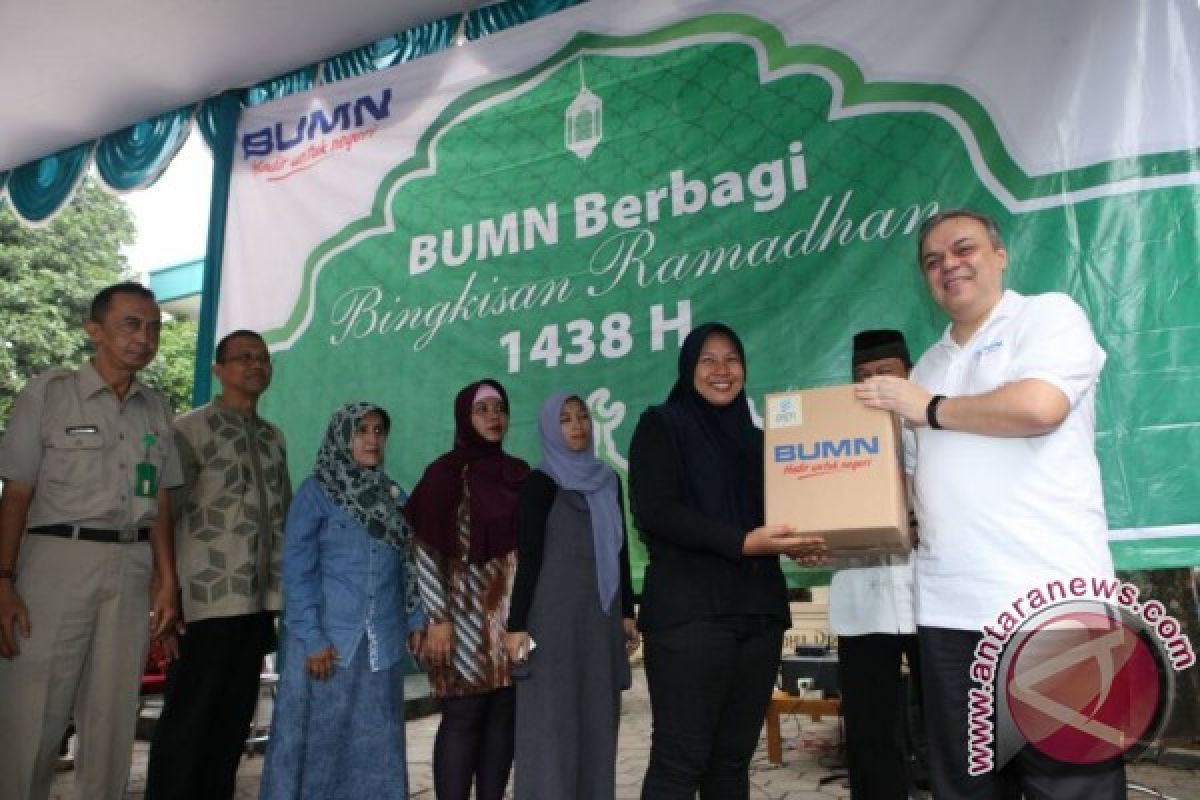 BUMN bagikan 200.000 bingkisan Ramadan di Jabodetabek