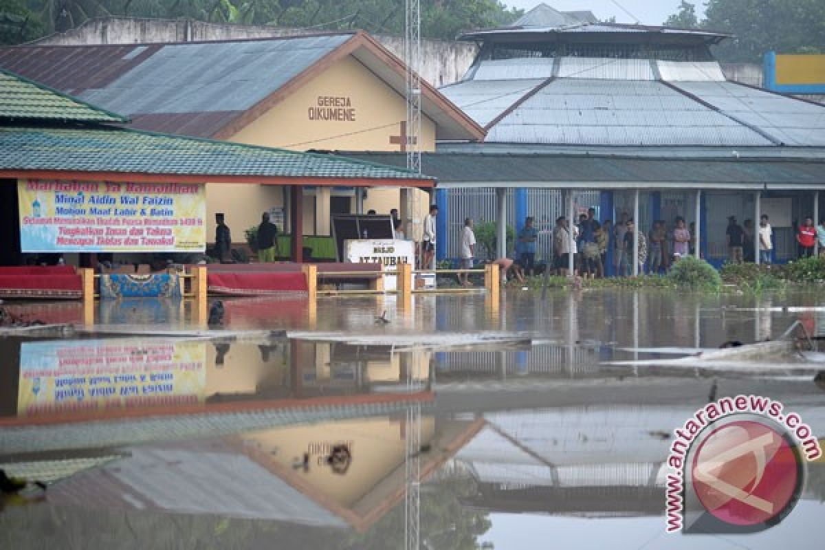 32 napi Lapas Jambi kabur akibat banjir