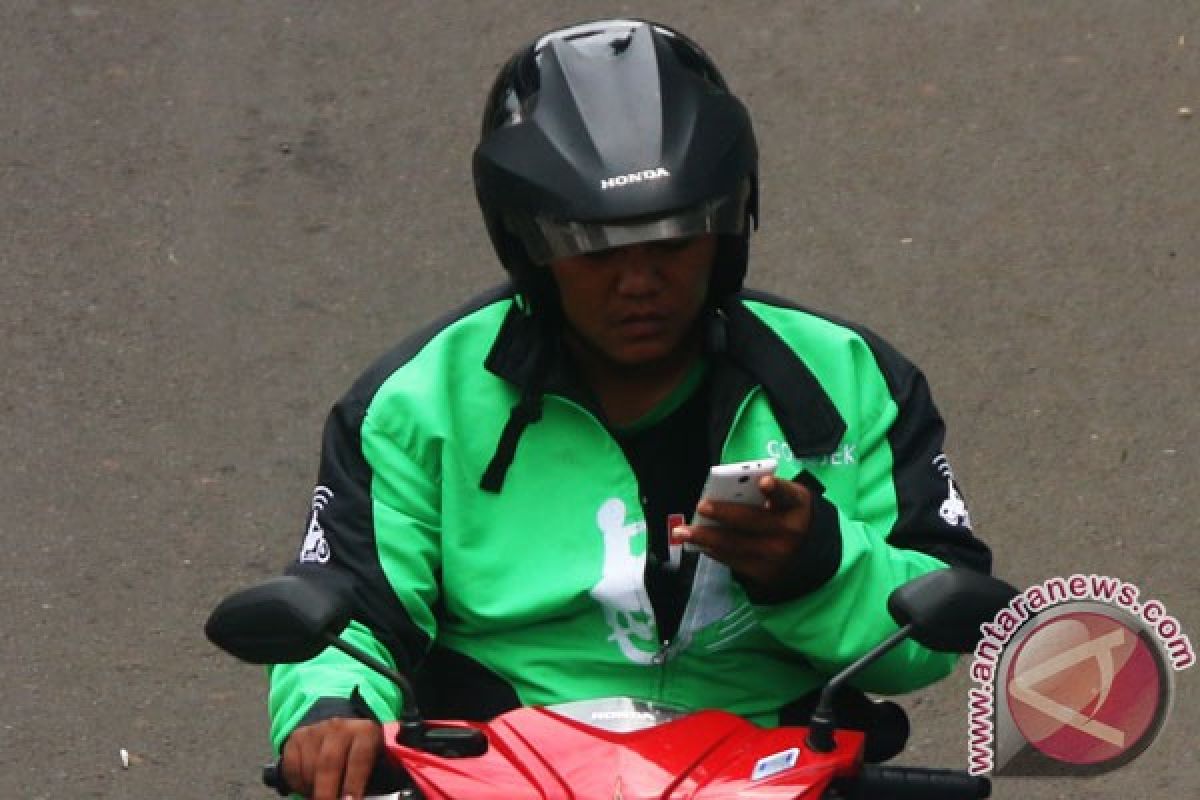 GO-JEK uji coba fitur rating penumpang