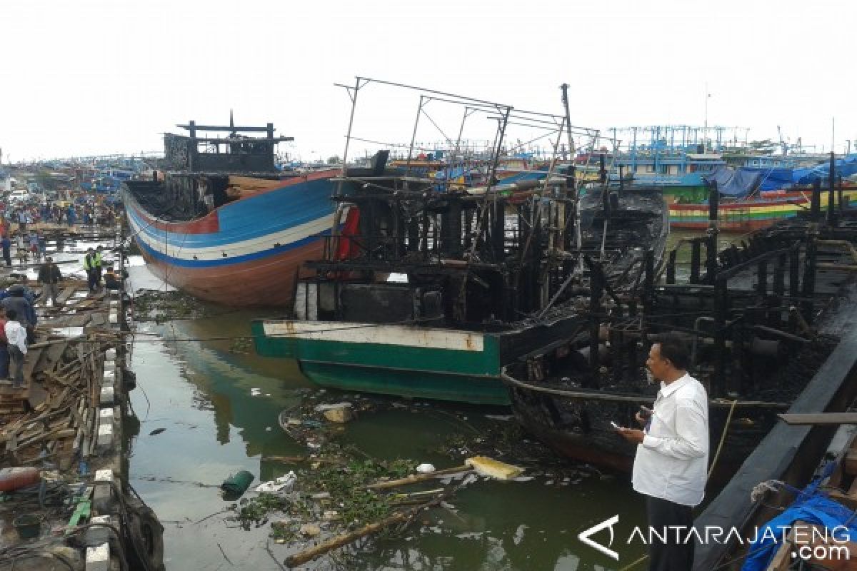 Kapal Terbakar di Juwana Tak Kantongi Izin Perbaikan