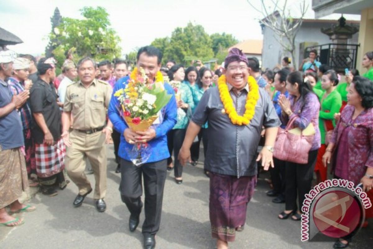 Bupati Buleleng Apresiasi Desa Umejero Aktif Berkesenian