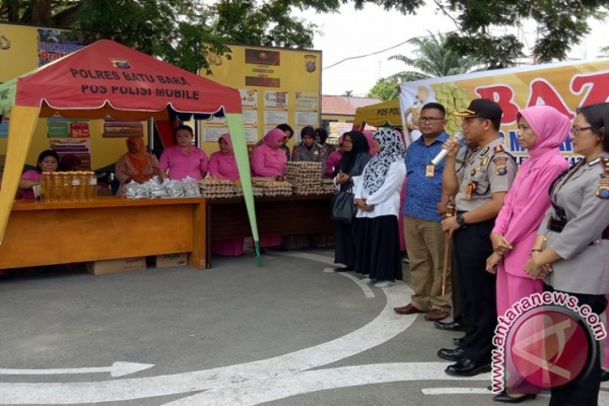 Polres Batubara Gelar Pasar Murah