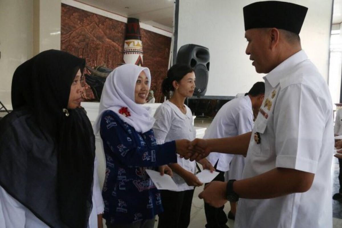Lampung Tengah Naikkan Insentif Guru Honor