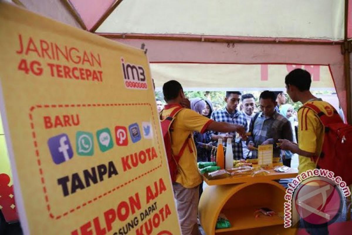 Indosat perkenalkan bebas berteleponan kepada masyarakat 