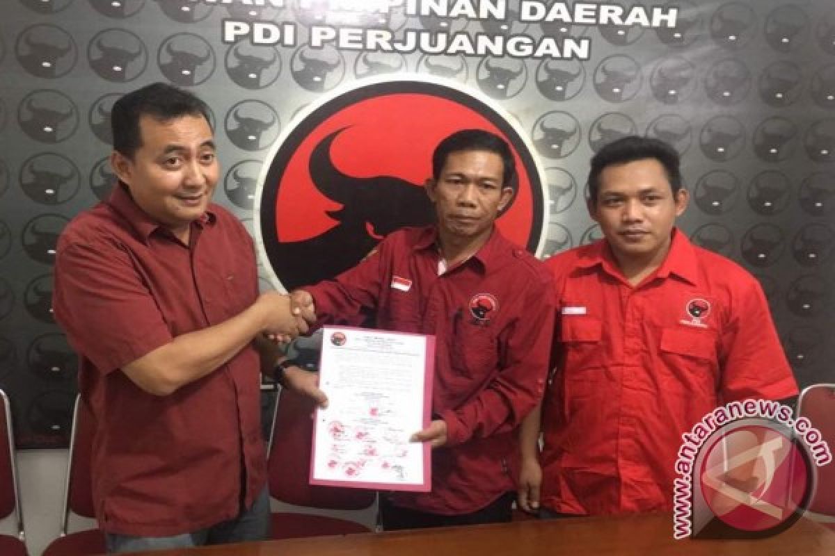 PDIP Paser Dukung Emir Moeis sebagai Cagub