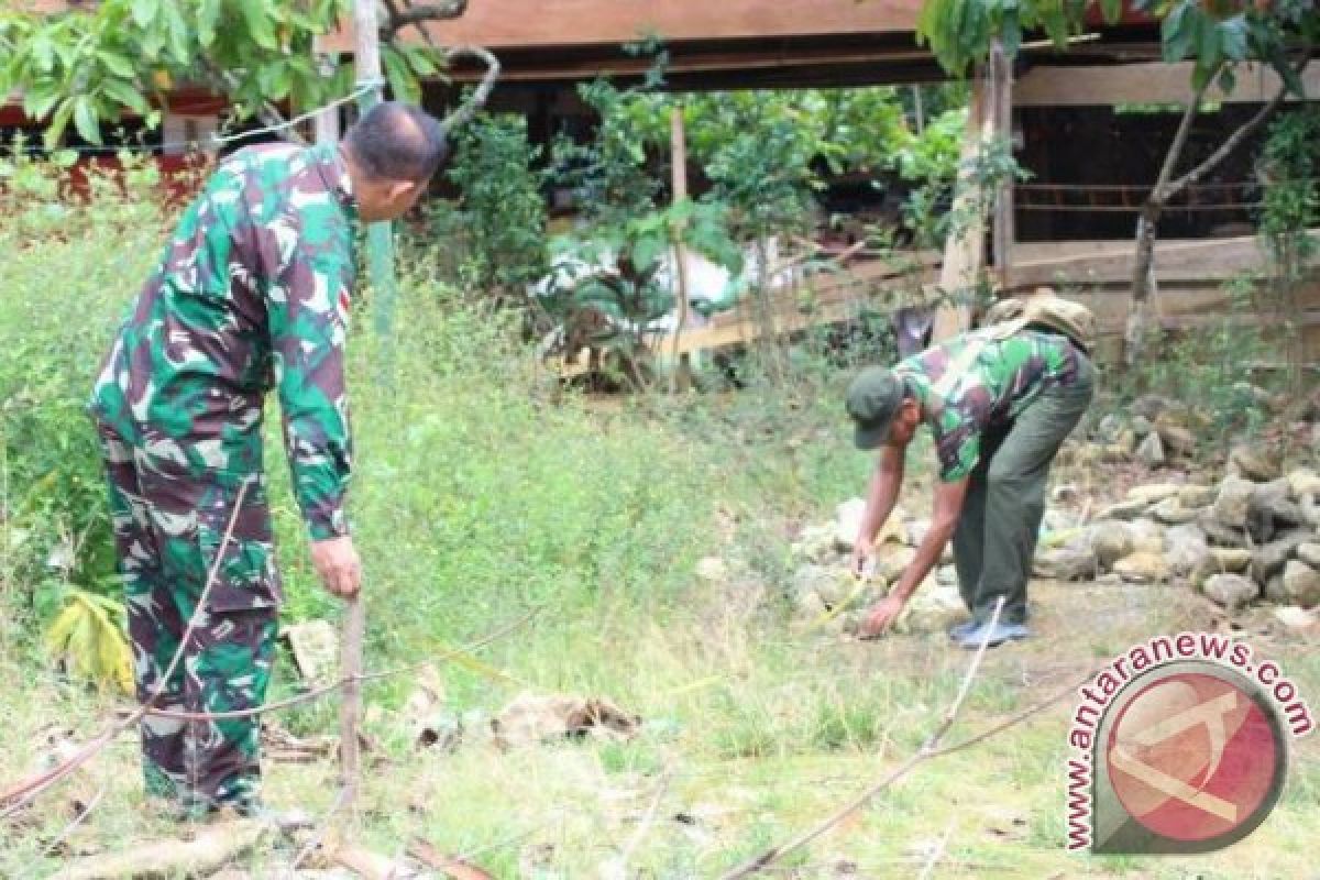 Opster TNI Poso Bangun TK-PAUD di Tamanjeka