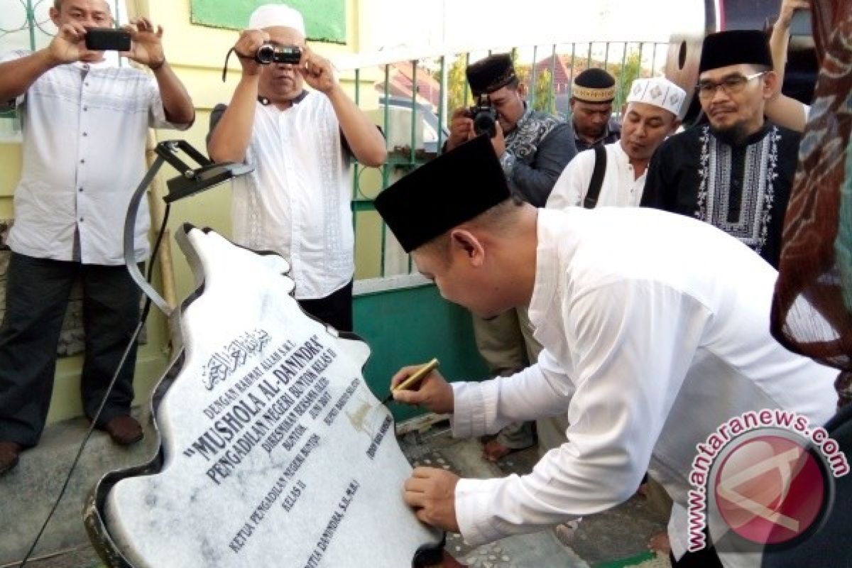 Bupati Resmikan Mushola Mewah Pengadilan Negeri Buntok