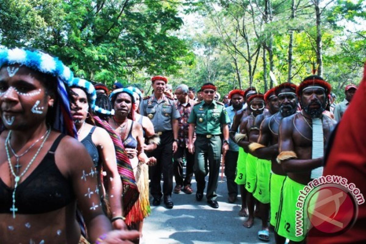 Kapolda Papua dan Pangdam Cenderawasih tatap muka dengan ratusan pemuda