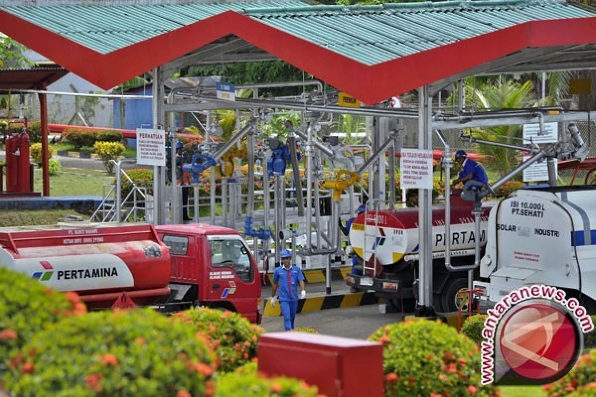 Pertamina diharapkan teruskan komitmen realisasikan BBM satu harga