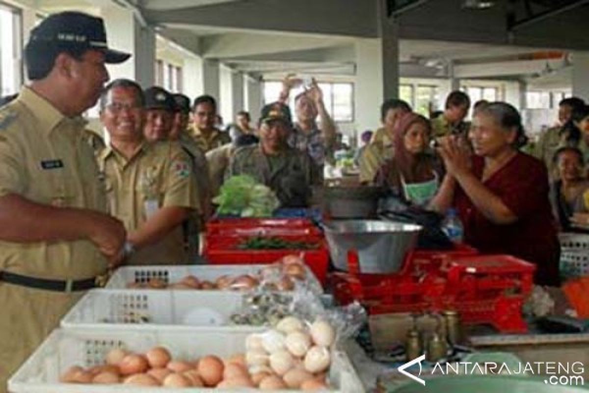 Jelang Lebaran, Pasar Rejowinangun Buka sampai Malam