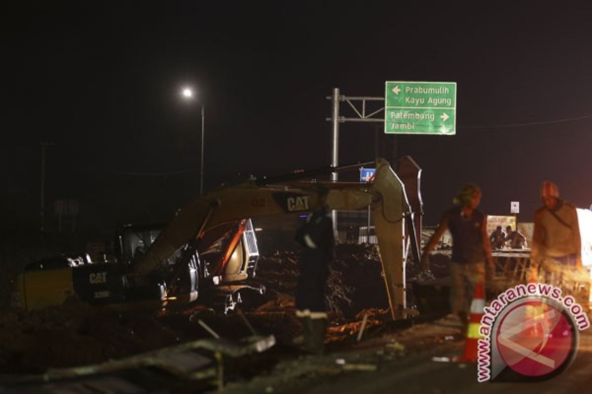 Tol Palembang-Indralaya Sumsel ditutup