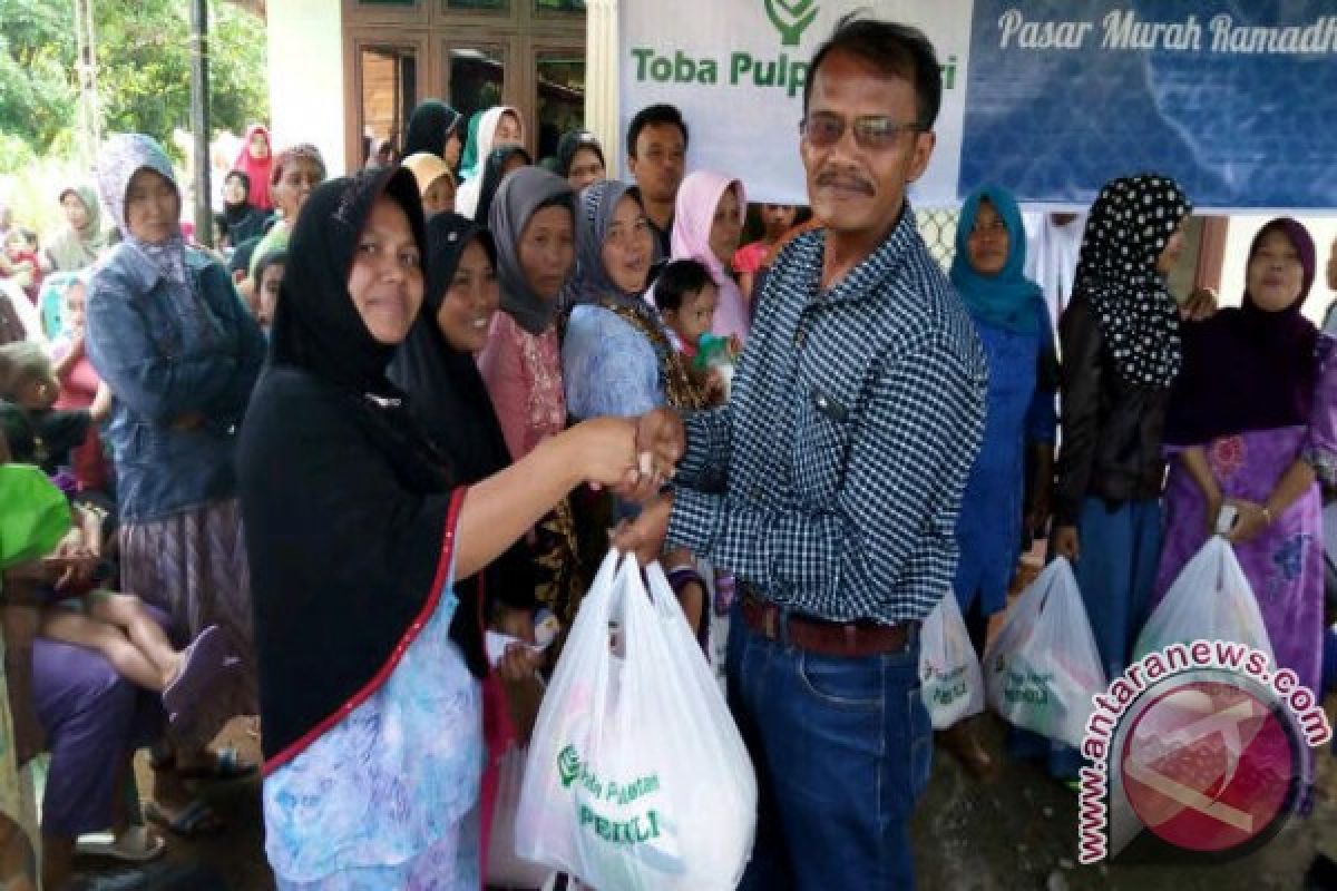 PT Toba Pulp Lestari Gelar Pasar Murah Ramadhan di Tapanuli Selatan