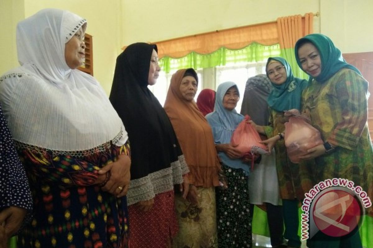 GOW Santuni  Anak Yatim -Kaum Dhuafa