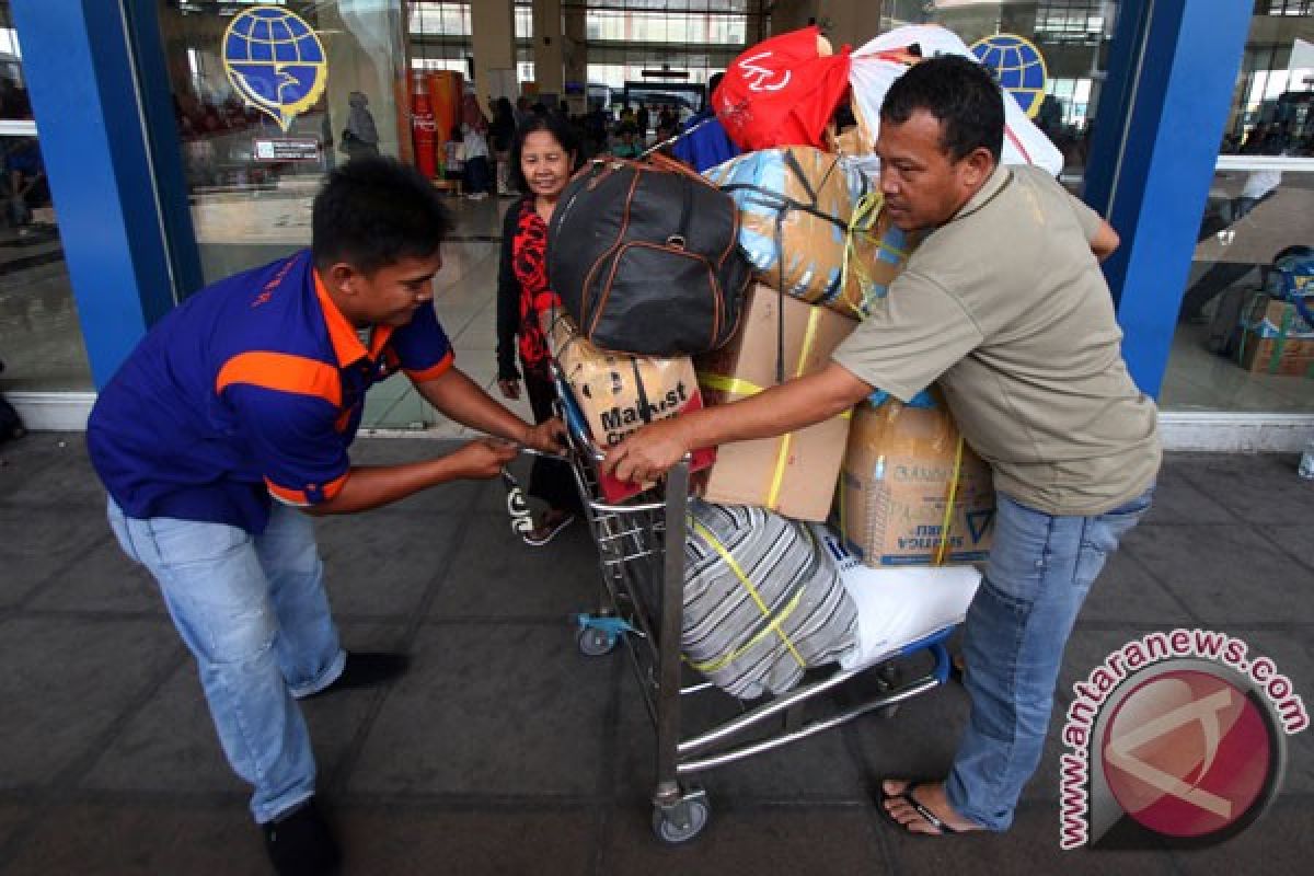 Arus balik di terminal Pulo Gebang meningkat