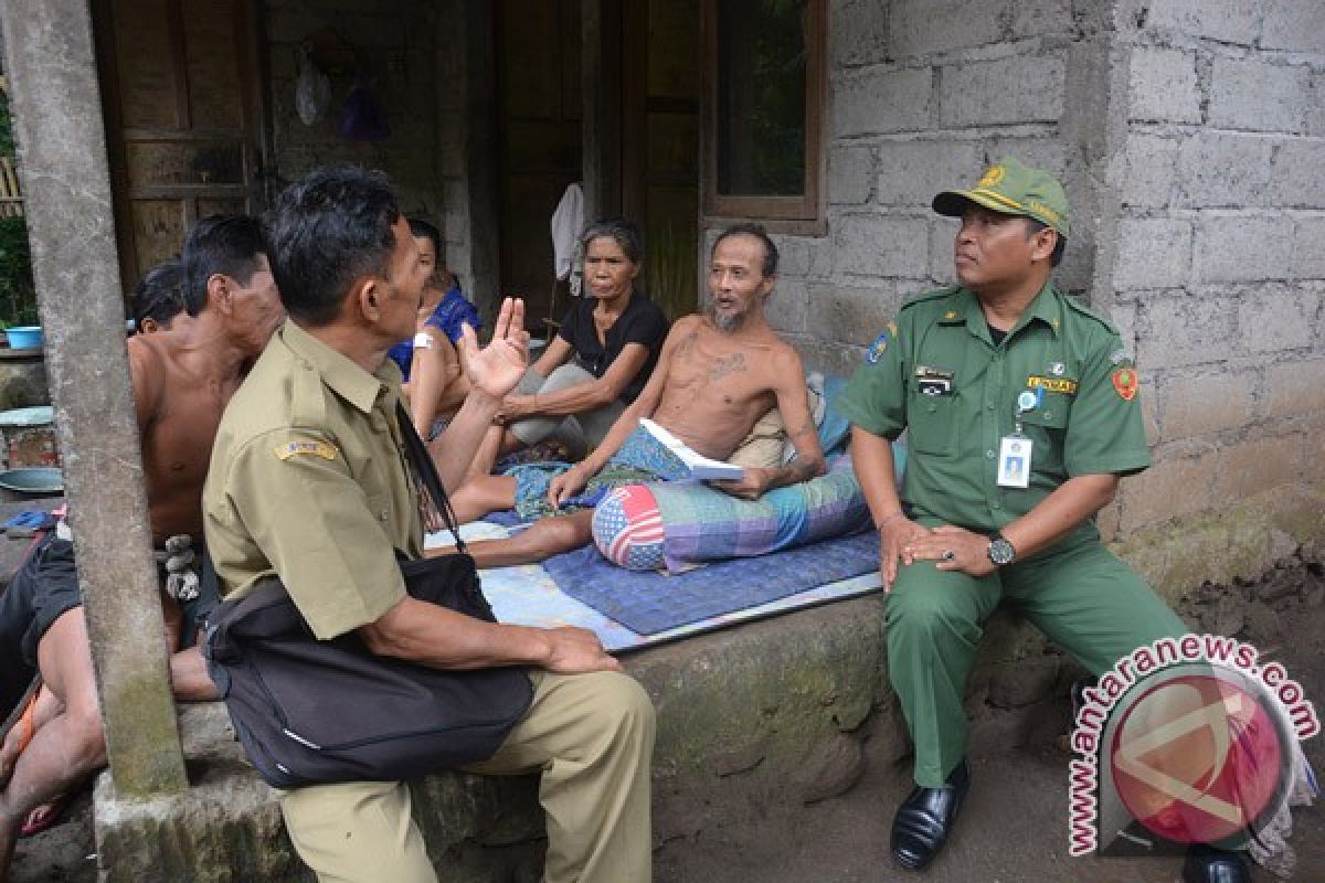 Pastika Bantu Dua Bersaudara Penderita Gangguan Kejiwaan